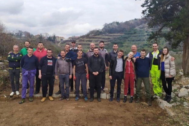 &Scaron;esta po redu moba u Ljubu&scaron;kom: Poziv na zajedničko uređenje pravoslavnog groblja