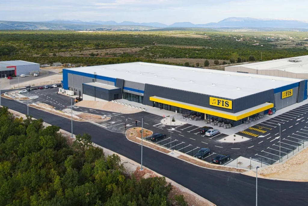 Veliko otvorenje prodajnoga centra FIS u Ljubuškom
