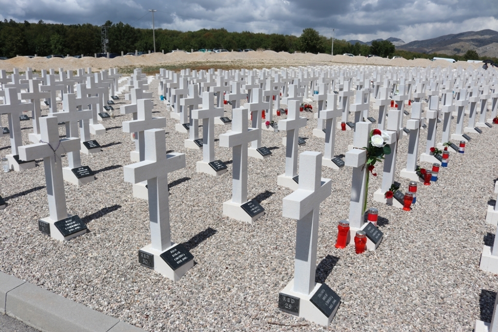 Na Groblju mira postavljeno 145 križeva žrtvama Drugog svjetskog rata i poraća s područja Grada Ljubuškog
