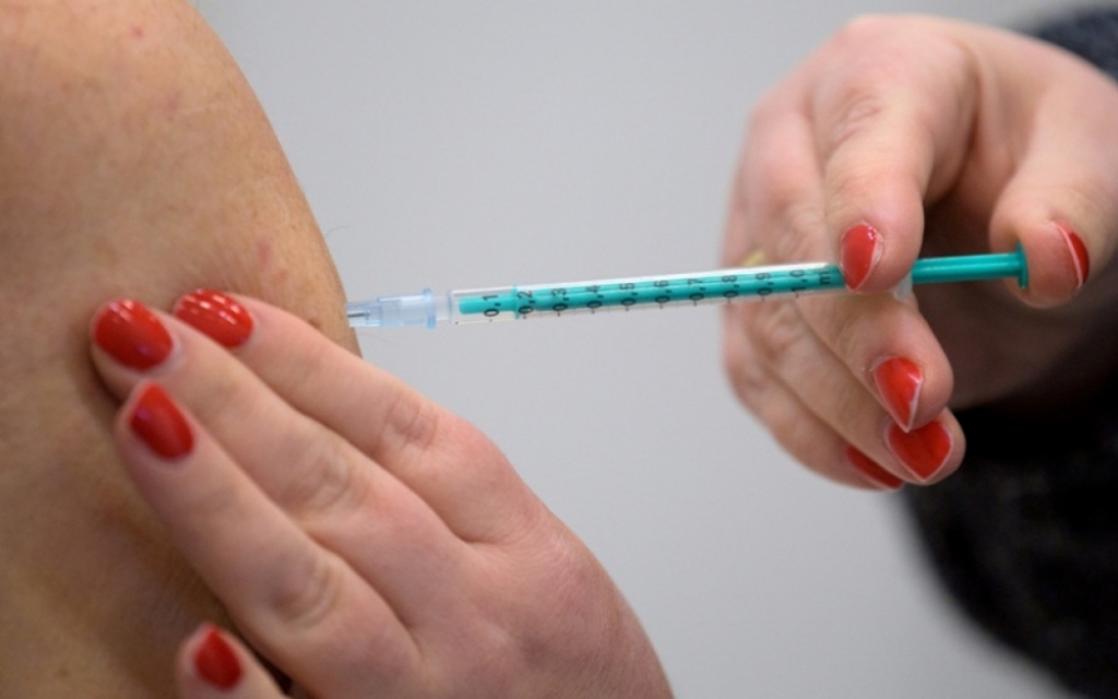 U FBiH do sada cijepljeno 15.000 osoba, ostalo još oko 45.000 doza
