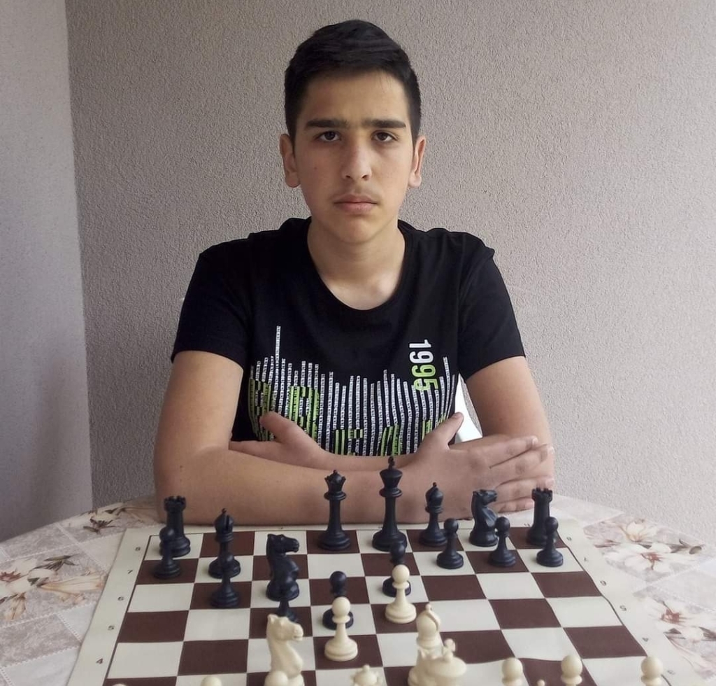 Ljubušak Domagoj Begić uspješan na novogodišnjem šahovskom turniru u Mostaru!