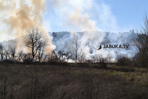 ŽZH: 24 požara u tri dana, vatra ugrozila i solarne panele