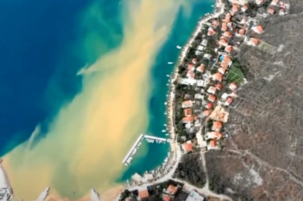 Hrvatska: U sjeni korone nepropisno se nasipaju i proširuju plaže, Makarska jedna od lokacija