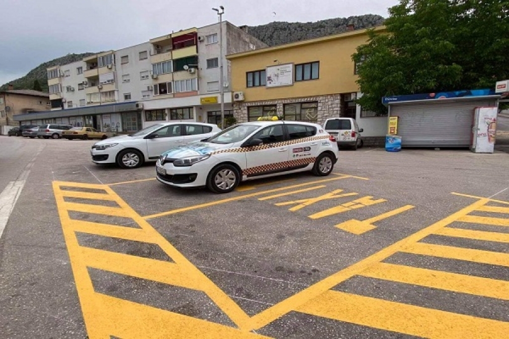 Ljubuški: Za uporabu taksi-stajališta 150 KM, a za dopunsku taksi-oznaku 15 KM