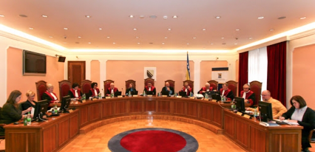 Ustavni sud BiH će ispitati mjere o zabrani kretanja mlađim od 18 i starijim od 65 godina