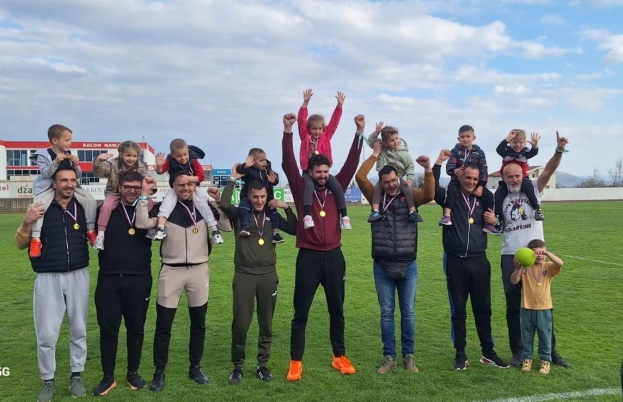 Na Babovcu održane &bdquo;igre mladih&ldquo; povodom Dana očeva