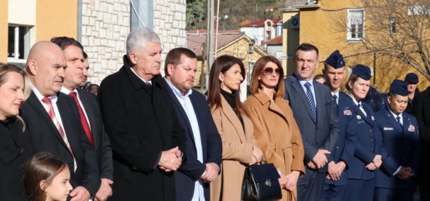 Otkriven spomenik američkom vojniku Ljubušaku Petru Hercegu Toniću
