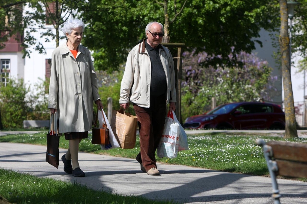 Mirovine će rasti za još najmanje 4%, u svibnju bi najniža trebala biti 515,20 KM