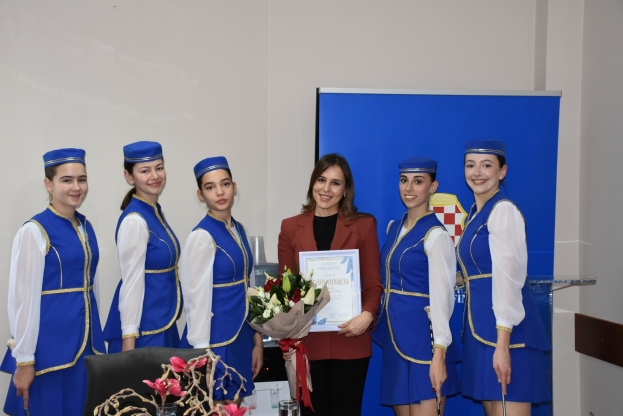 Ljubu&scaron;ke mažoretkinje na prijemu kod ministrice financija ŽZH