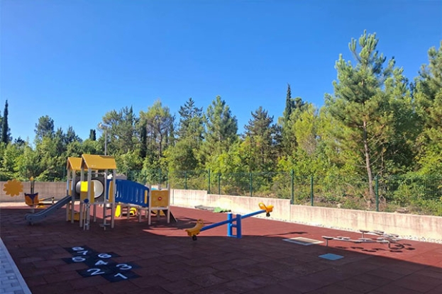 Edukacijsko-rehabilitacijski centar u Ljubuškom dobio moderno uređeno igralište