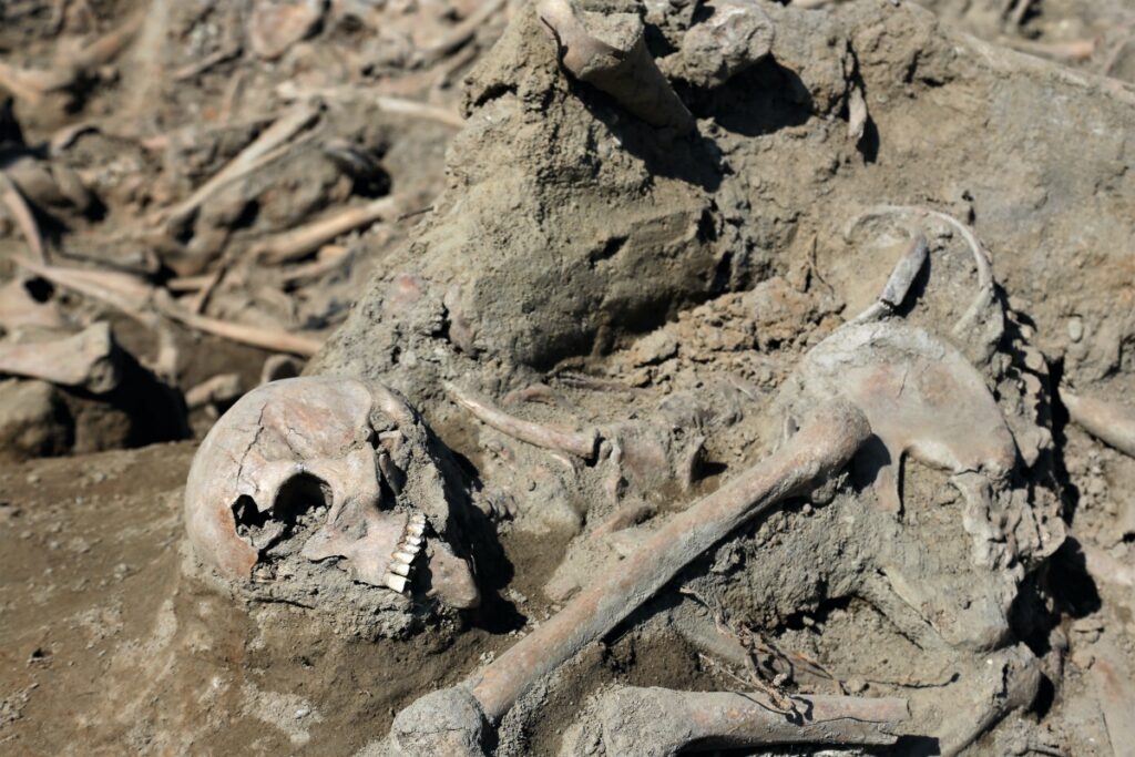 Ekshumacija kod Vrgorca i Imotskog: Među ubijenima i fratri iz &Scaron;irokog Brijega?