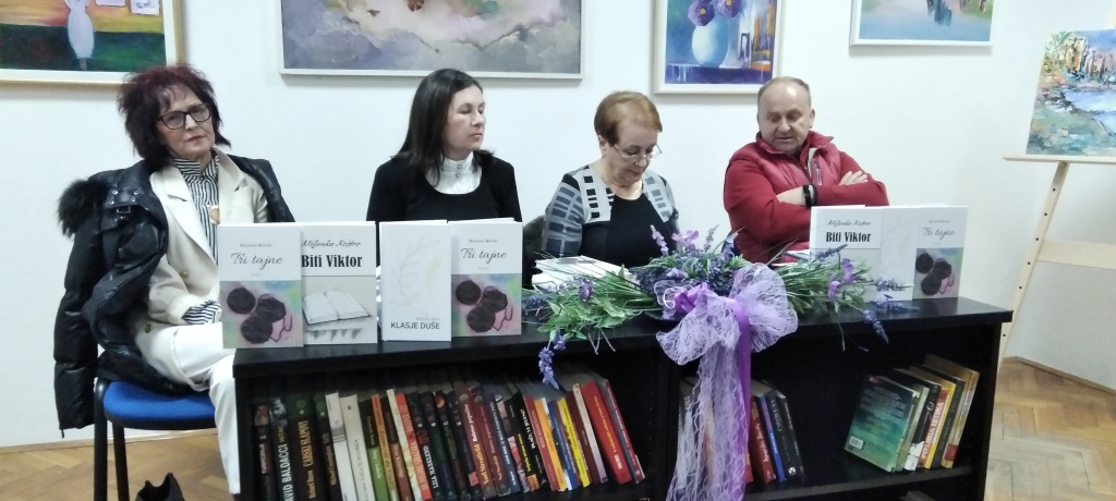 Bogata kulturna večer u Knjižnici Ljubuški: Predstavljena knjiga „Tri tajne“ i otvorena izložba slika