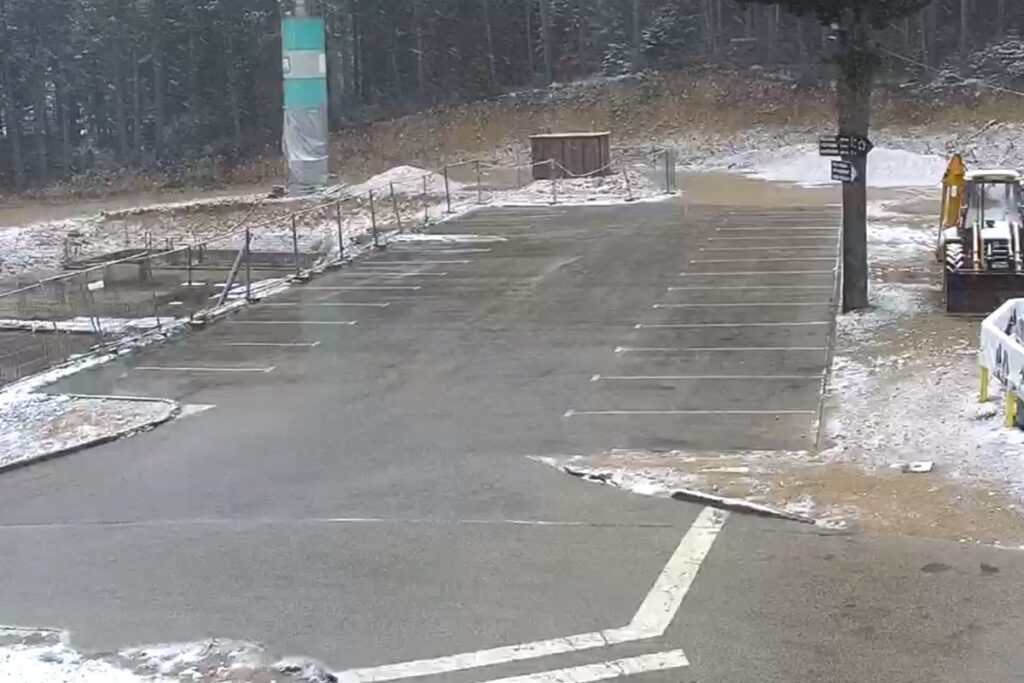 Snijeg pada na Blidinju