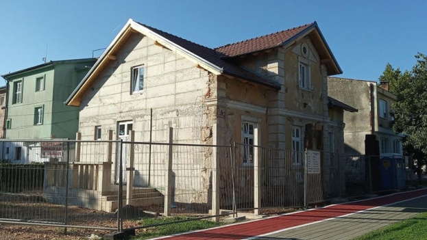 Nastavljeni radovi na uređenju povijesne zgrade u Ljubuškom