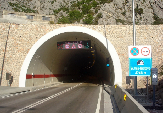Kasne radovi u tunelu Sveti Ilija: Hrvatske ceste objasnile &scaron;to će biti s prometom u sezoni