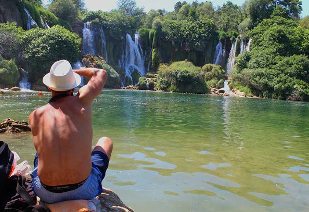 Gosti iz preko 40 zemalja posjetili vodopad Kravica