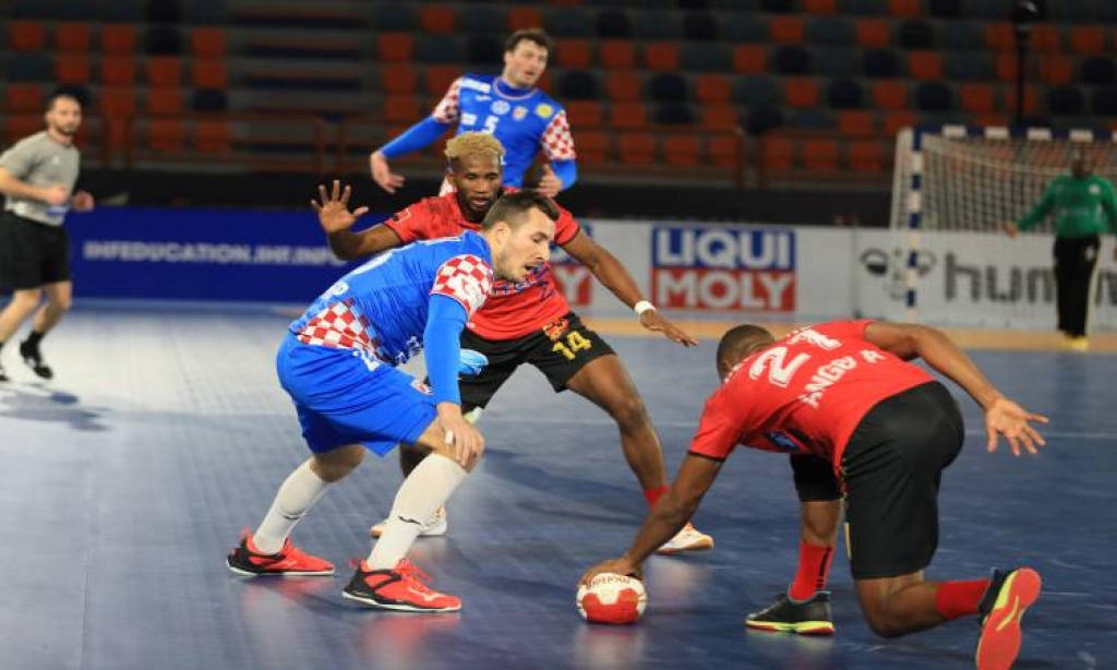 Hrvatska pobijedila Angolu, Pešić igrač utakmice