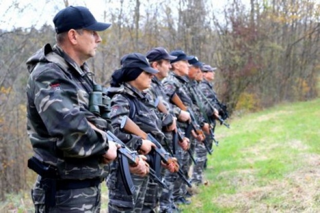 Paravojna jedinica stigla na hrvatsku granicu