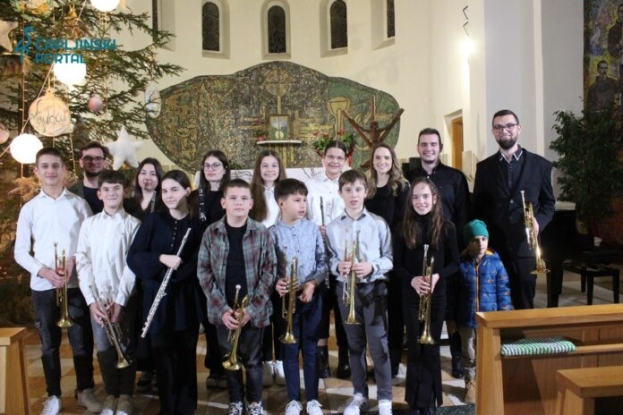 Mladi glazbenici iz Ljubuškog oduševili publiku u Čapljini