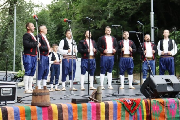 U subotu 22. Smotra folklora ”Studenčica pjesmu nosi”