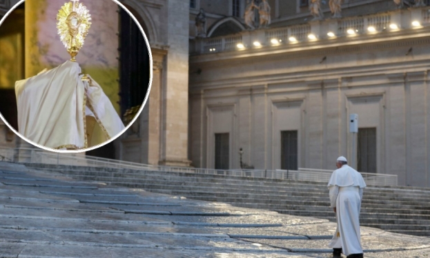 Obratila se na kršćanstvo dok je papa Franjo molio s praznog Trga