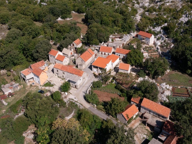 Književnika do ludila doveli lovci koji se motaju po Zagori: &quot;Dosta je bilo vašeg terora po selu, pa nije ovo lovište!&quot;