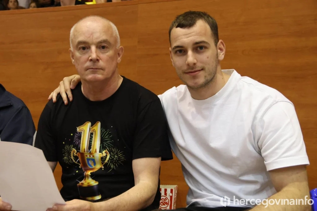 ZOVAK &#039;Izviđač će dvojica igrača napustiti samo uz rekordne odštete, a uspjeh je što klub nema niti marke duga&#039;