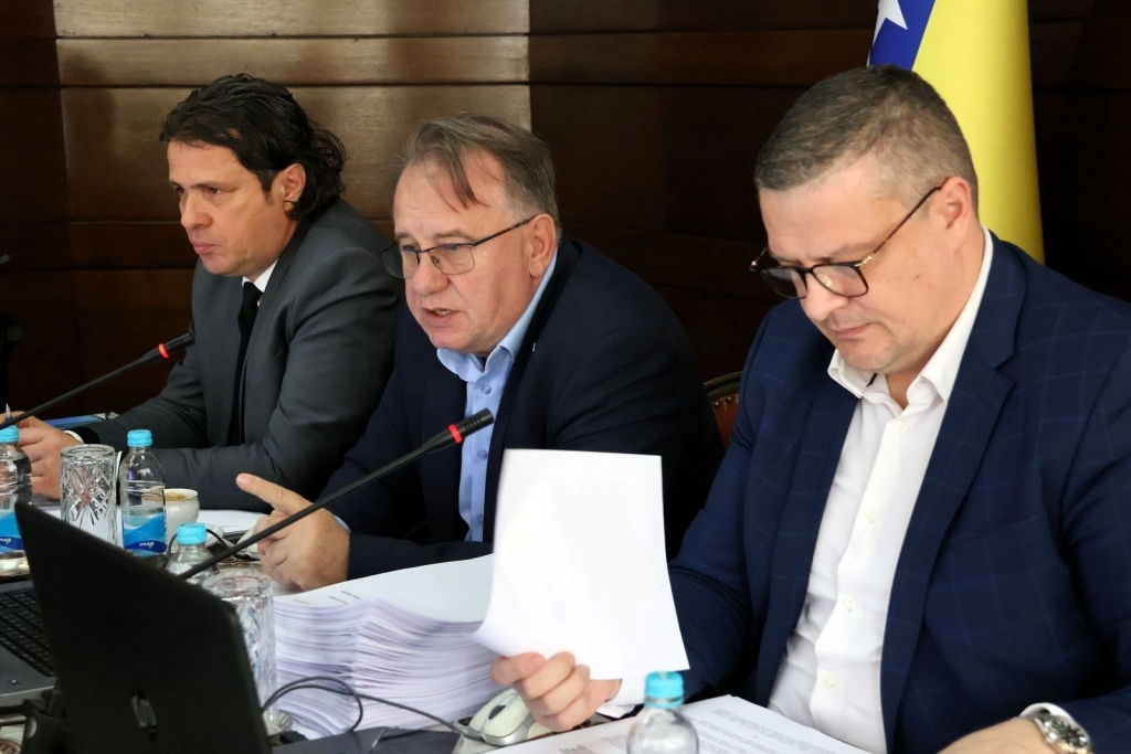 Vlada FBiH: Više od 8,4 milijuna KM financijske pomoći za 12.194 privatnih poslodavaca