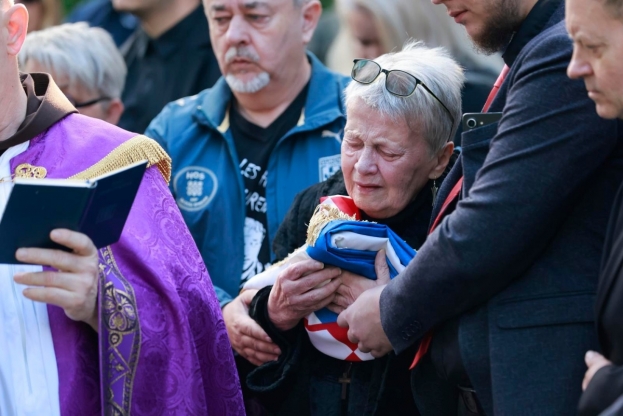 Tisuće ljudi u Vukovaru ispratile heroja Domovinskog rata Jean-Michela Nicoliera