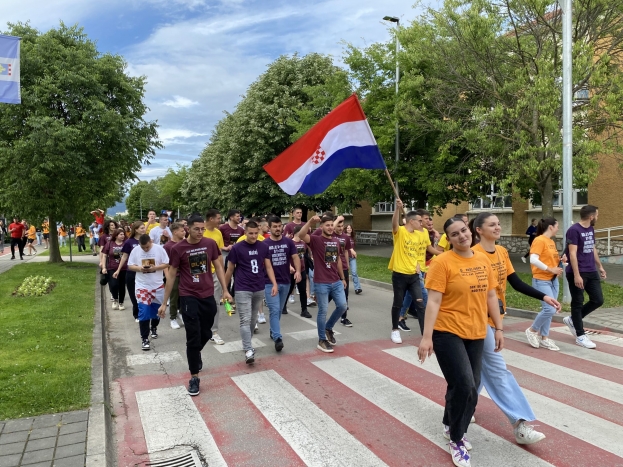 Javni poziv za dodjelu jednokratnih financijskih potpora maturantima Grada Ljubu&scaron;kog
