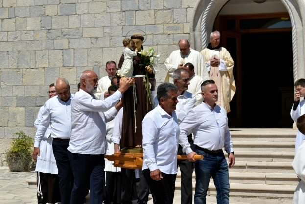 Proslava svetkovine sv. Ante na Humcu [FOTO]