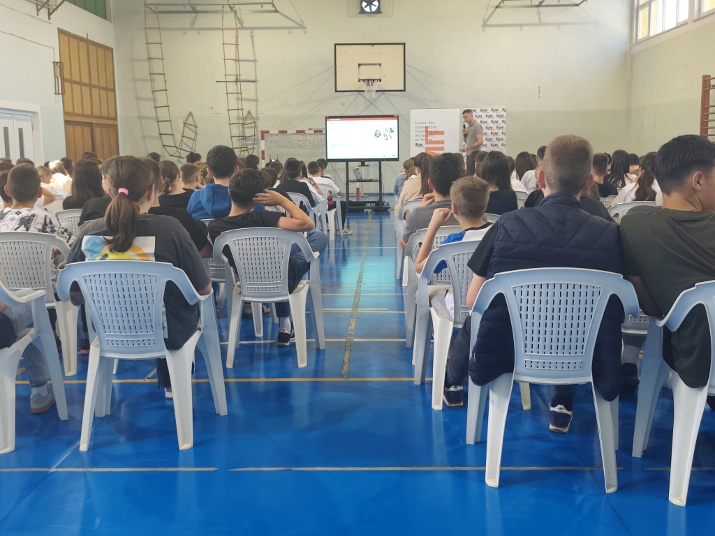 Ljubu&scaron;ki: Počela edukacija učenika &ldquo;Sigurnost u svakom kliku&rdquo;