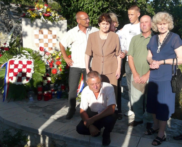 U Trnbusimna kod Blata na Cetini održane komemoracije poginulim pripadnicima Skupine Feniks '72